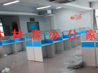 北京辦公桌椅廠家現貨低價批發(fā)，質量上乘價格優(yōu)惠